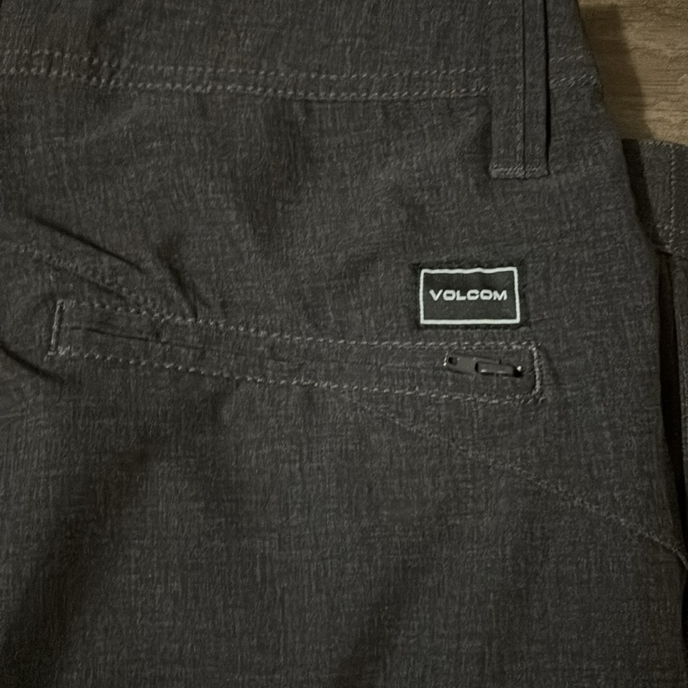 Volcom Hybrid Men’s Shorts - Picture 7 of 7